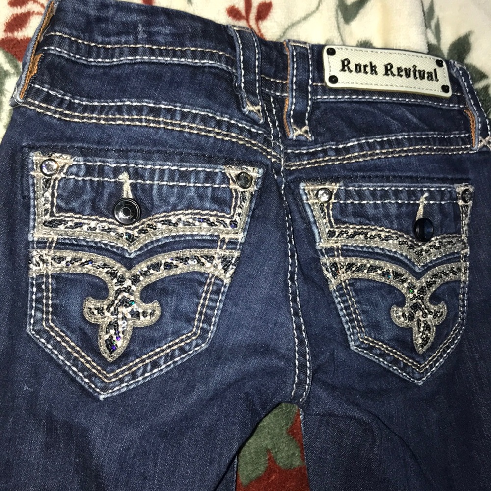 Dark bootcut rock revival